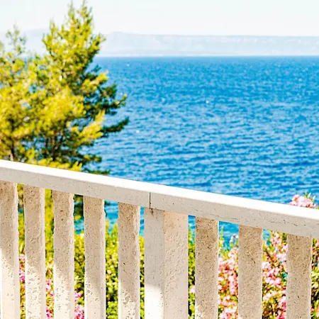 Appartement Stunning In With House Sea View