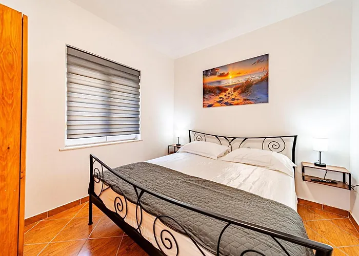 Stunning In With House Sea View