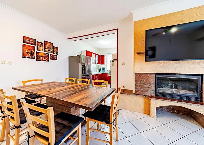 Stunning In With House Sea View