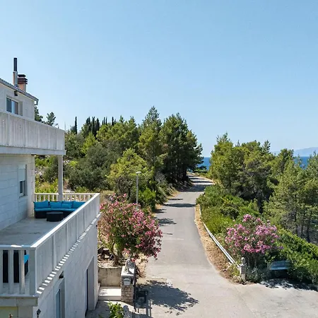 Stunning In With House Sea View Apartment *