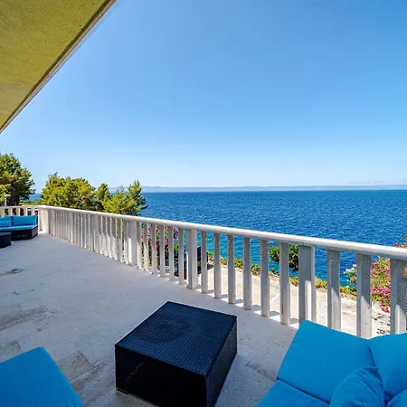 Apartment Stunning In With House Sea View